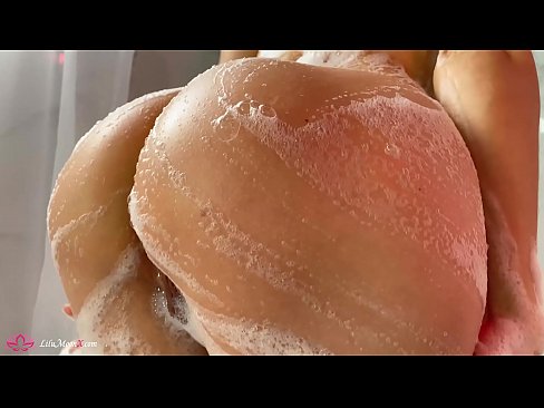 ❤️ Brunette onanerer fisse med vibrator til intens orgasme i brusebad ️❌ Porn video at da.newsexxxx.ru ️